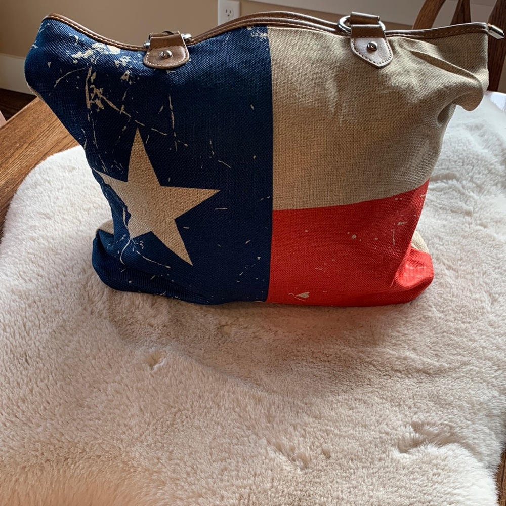 NWT. Montana west purse